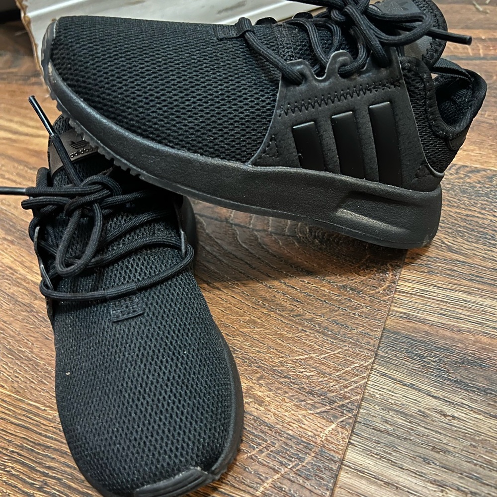 11K ADIDAS BLACK TODDLER SHOES